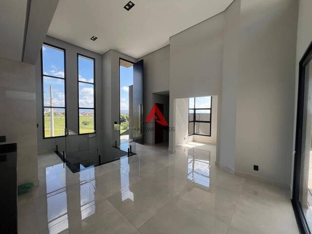 #15 - Casa para Venda em São José dos Campos - SP