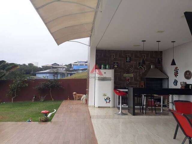 #16 - Casa para Venda em São José dos Campos - SP