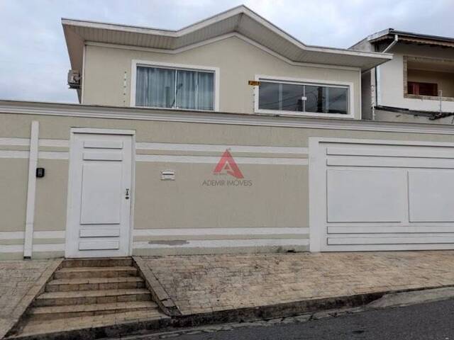 #24 - Casa para Venda em São José dos Campos - SP