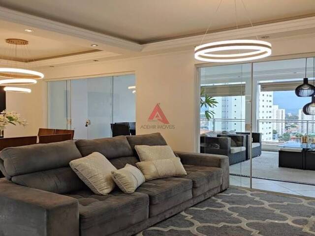 #24 - Casa para Venda em São José dos Campos - SP