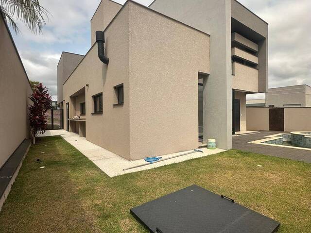 #45 - Casa para Venda em São José dos Campos - SP
