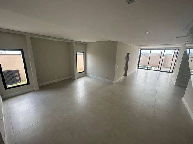 Casa para Venda em São José dos Campos - 5